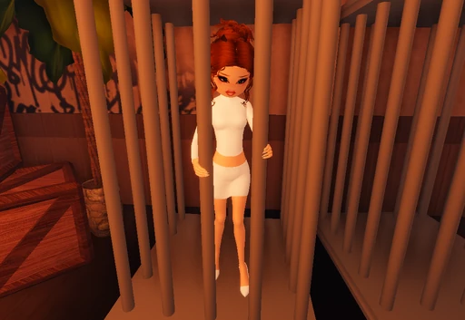 Lana - Standing